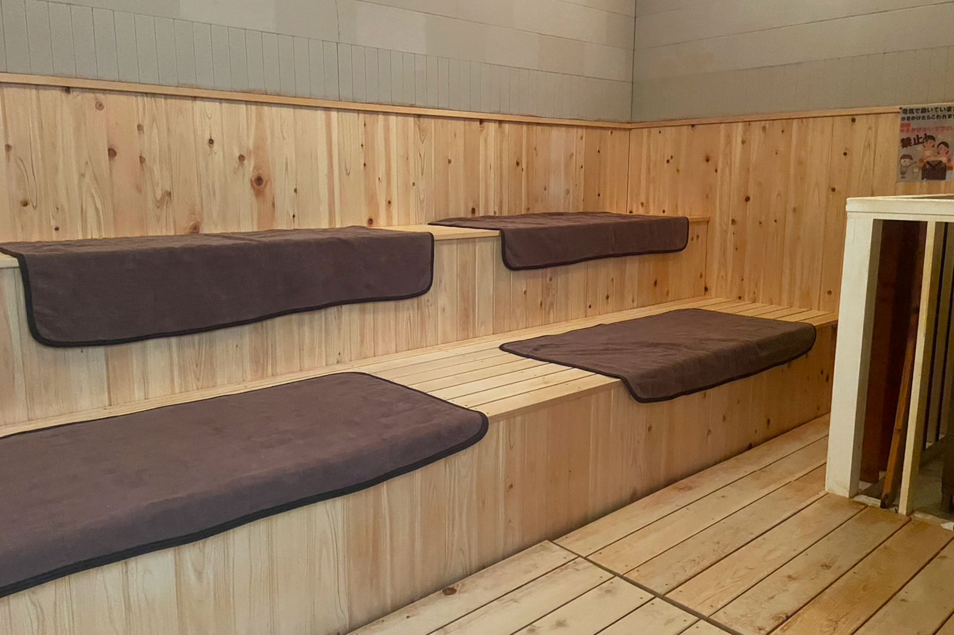 サウナ